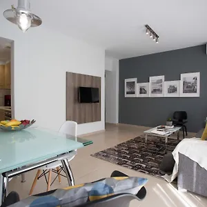 Polis Apartment